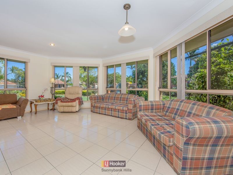34 Springfield Crescent, Parkinson QLD 4115