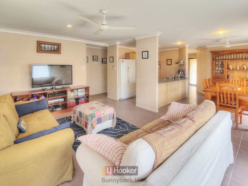 4 Brushbox Crescent, Sunnybank Hills QLD 4109
