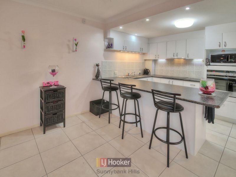 8/69 Daw Road, Runcorn QLD 4113