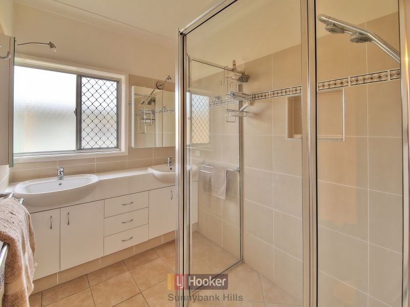 5 Truscott Street, Moorooka QLD 4105