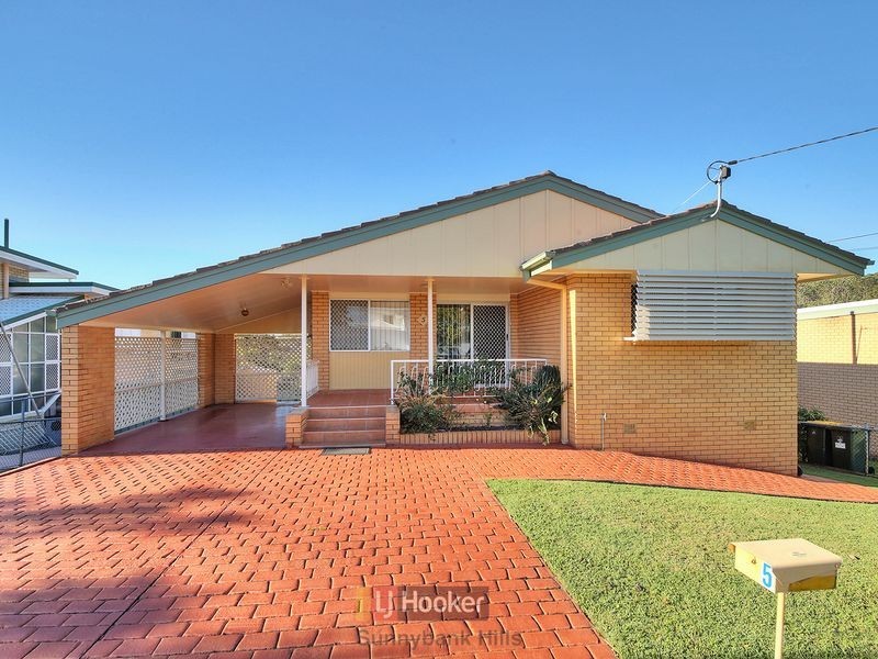 5 Truscott Street, Moorooka QLD 4105