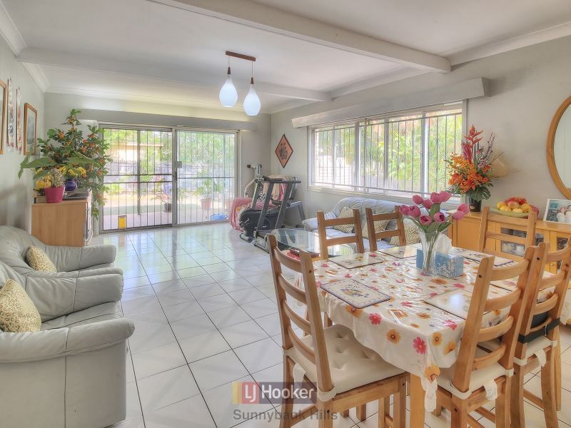 10 Shelley Street, Sunnybank QLD 4109