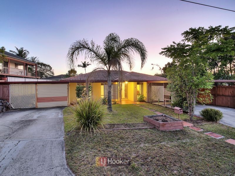 8 Dolphin Street, Macgregor QLD 4109