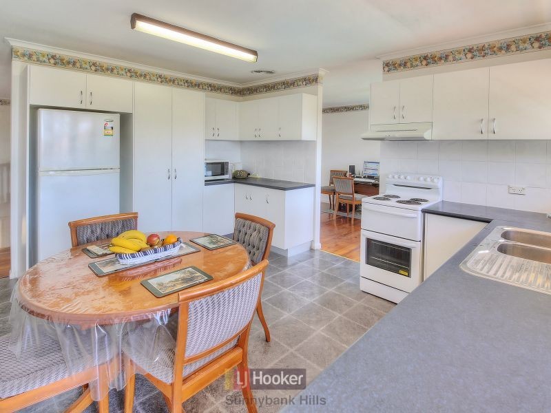 7 Thames Street, Macgregor QLD 4109