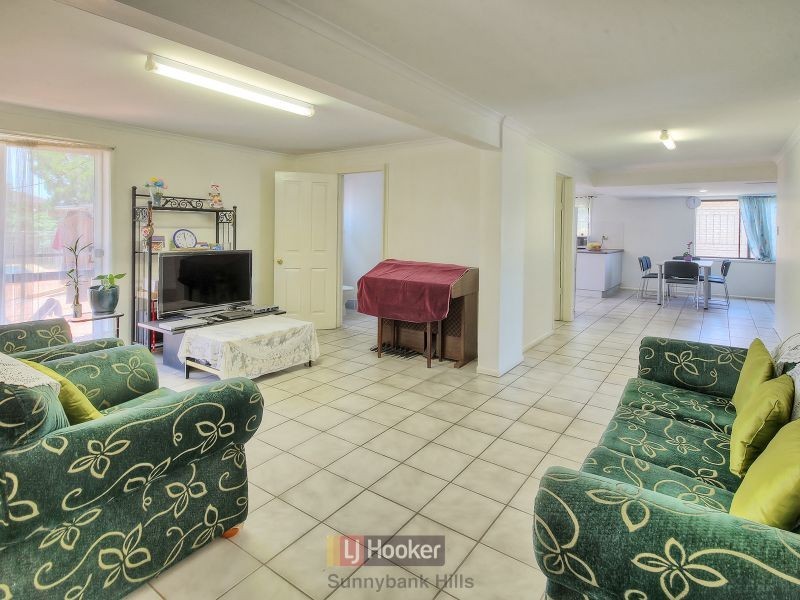 7 Thames Street, Macgregor QLD 4109