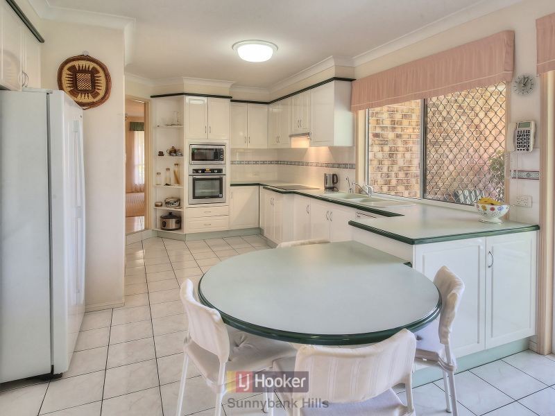 128 Stones Road, Sunnybank Hills QLD 4109