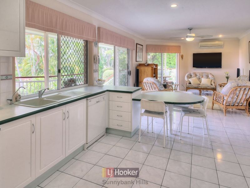 128 Stones Road, Sunnybank Hills QLD 4109