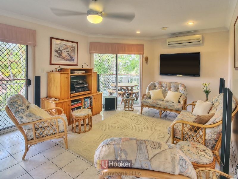 128 Stones Road, Sunnybank Hills QLD 4109