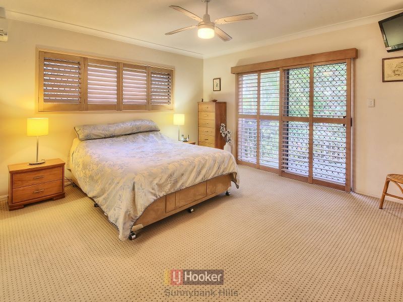 128 Stones Road, Sunnybank Hills QLD 4109