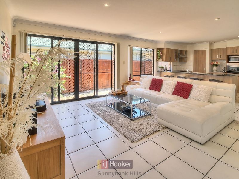 3 Warwick Court, Calamvale QLD 4116
