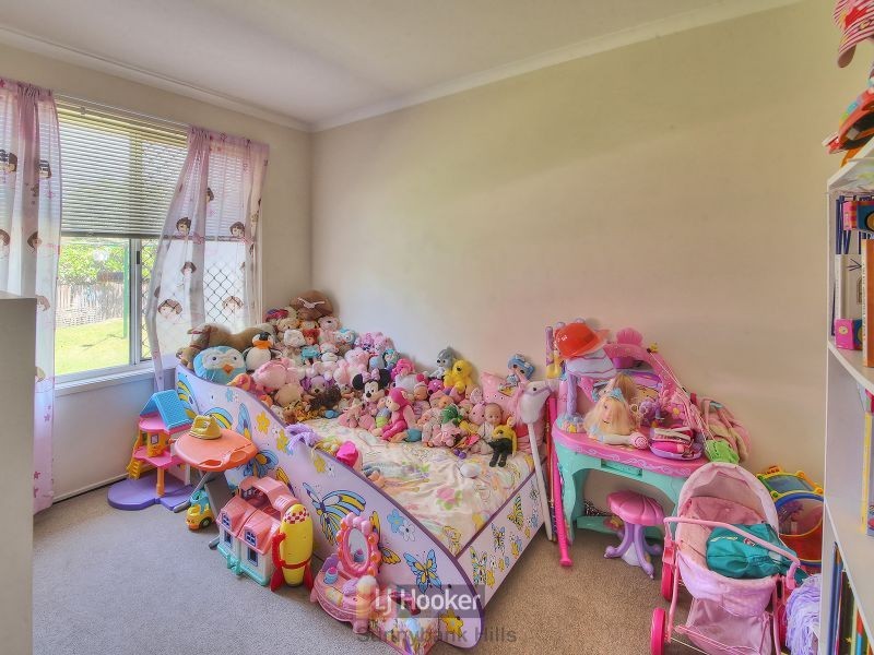 33 Hughes Street, Browns Plains QLD 4118