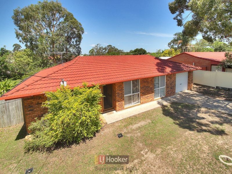 33 Hughes Street, Browns Plains QLD 4118
