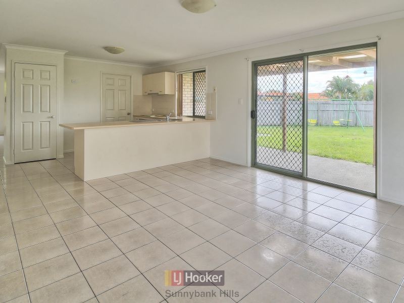 47 Kinchega Circuit, Parkinson QLD 4115