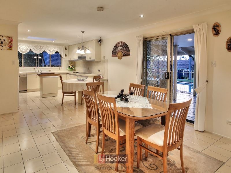 5 Lakkari Street, Eight Mile Plains QLD 4113