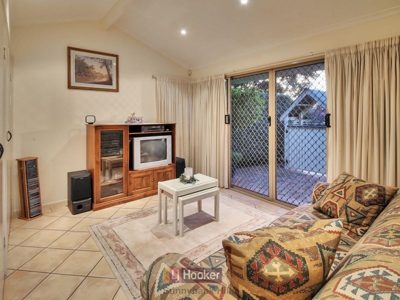 5 Lakkari Street, Eight Mile Plains QLD 4113