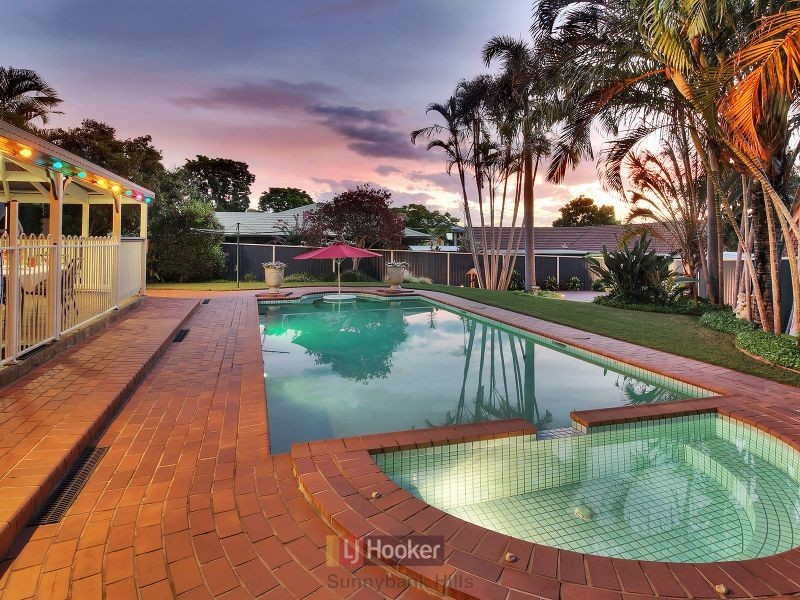 5 Lakkari Street, Eight Mile Plains QLD 4113