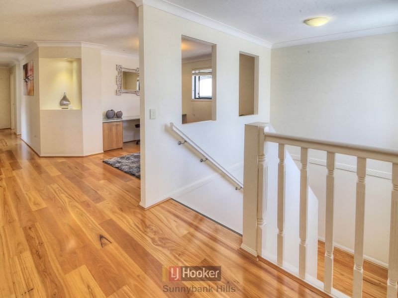 15 Gippsland Place, Calamvale QLD 4116