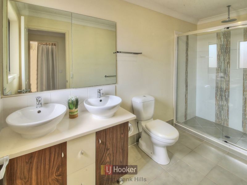 15 Gippsland Place, Calamvale QLD 4116