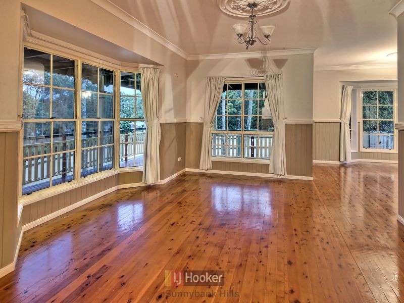 8 Franquin Crescent, Kuraby QLD 4112