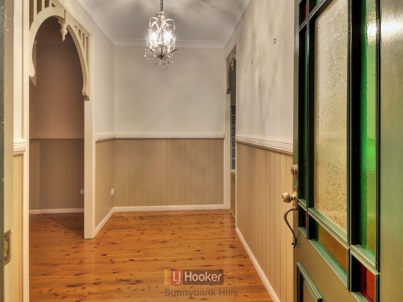 8 Franquin Crescent, Kuraby QLD 4112