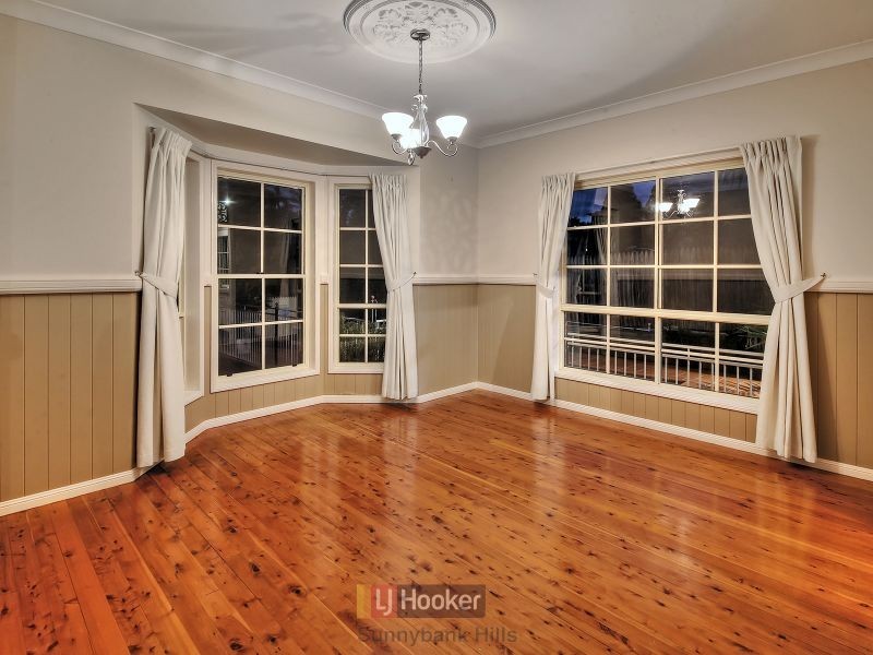 8 Franquin Crescent, Kuraby QLD 4112