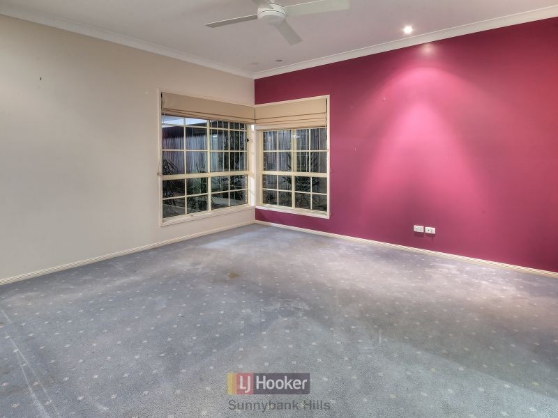 8 Franquin Crescent, Kuraby QLD 4112