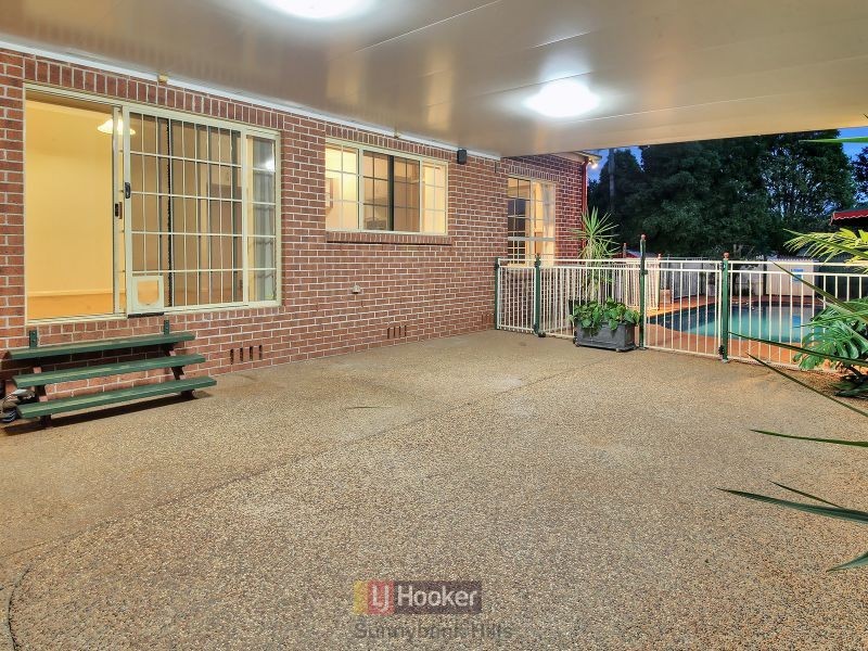 8 Franquin Crescent, Kuraby QLD 4112