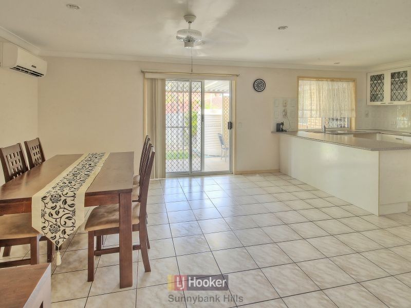 1 Poplar Close, Calamvale QLD 4116