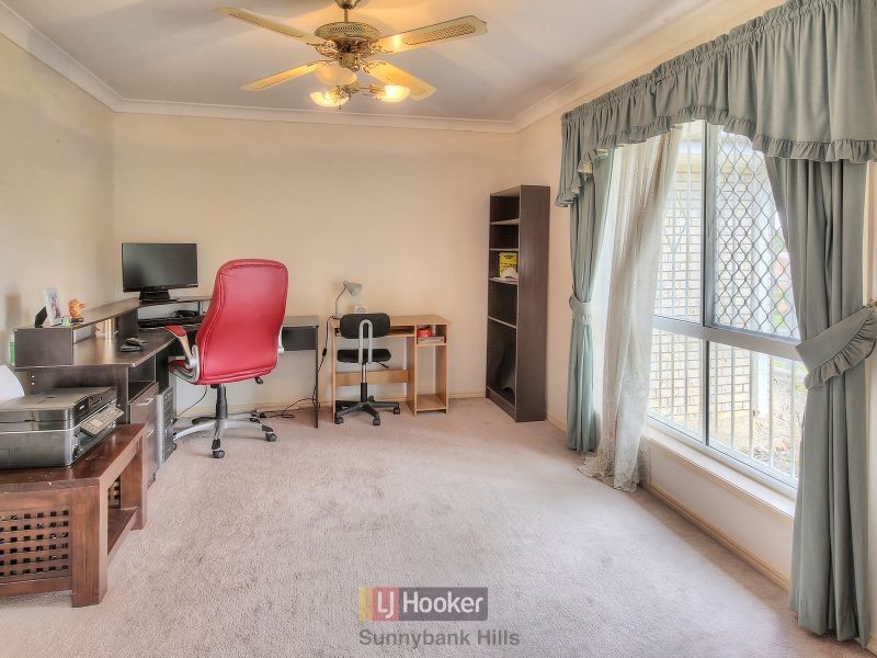 1 Poplar Close, Calamvale QLD 4116