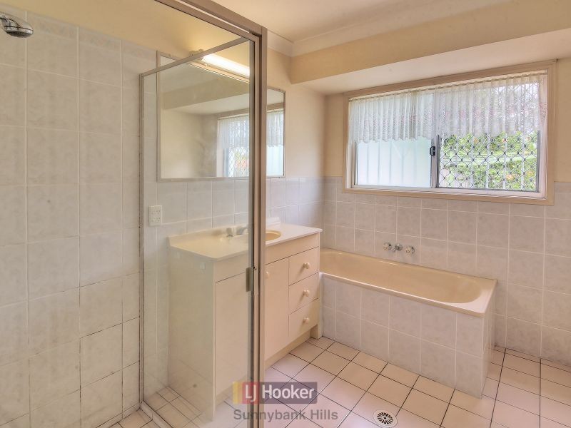 1 Poplar Close, Calamvale QLD 4116