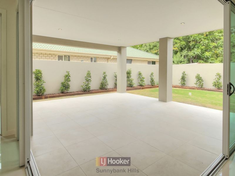 9 Cornell Street, Robertson QLD 4109