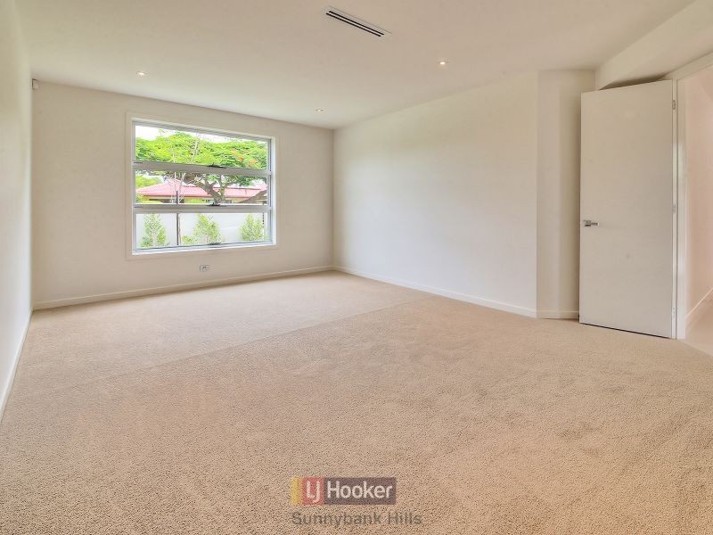 9 Cornell Street, Robertson QLD 4109