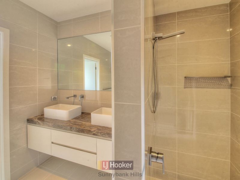 9 Cornell Street, Robertson QLD 4109