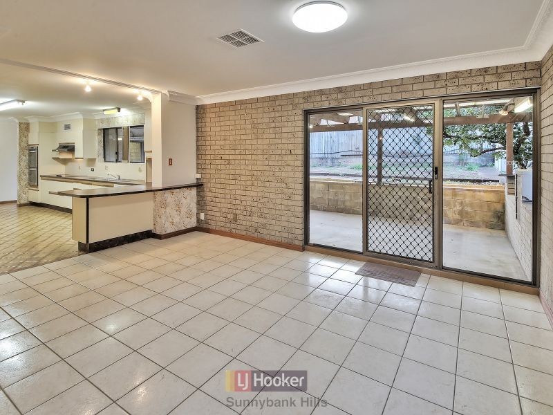 9 Sandia Street, Eight Mile Plains QLD 4113