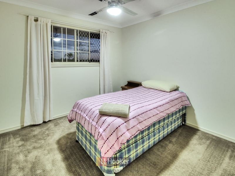 24 Corypha Crescent, Calamvale QLD 4116