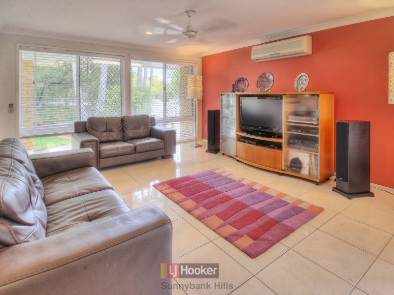 26 Marsala Street, Calamvale QLD 4116