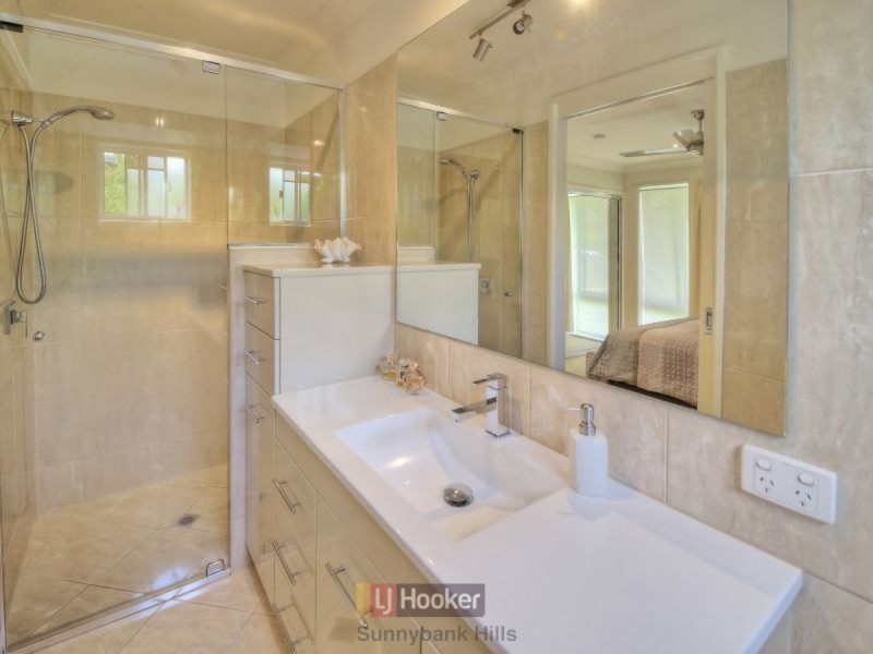 26 Marsala Street, Calamvale QLD 4116