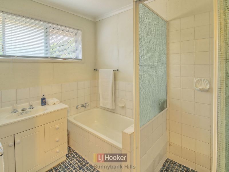 100 Wynne Street, Sunnybank Hills QLD 4109