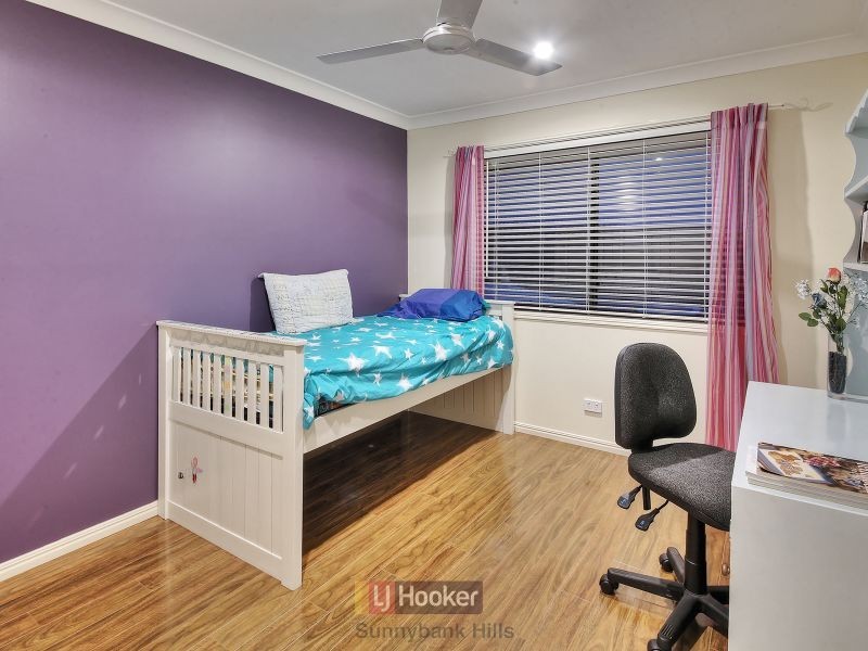 62 John Markwell Parade, Daisy Hill QLD 4127