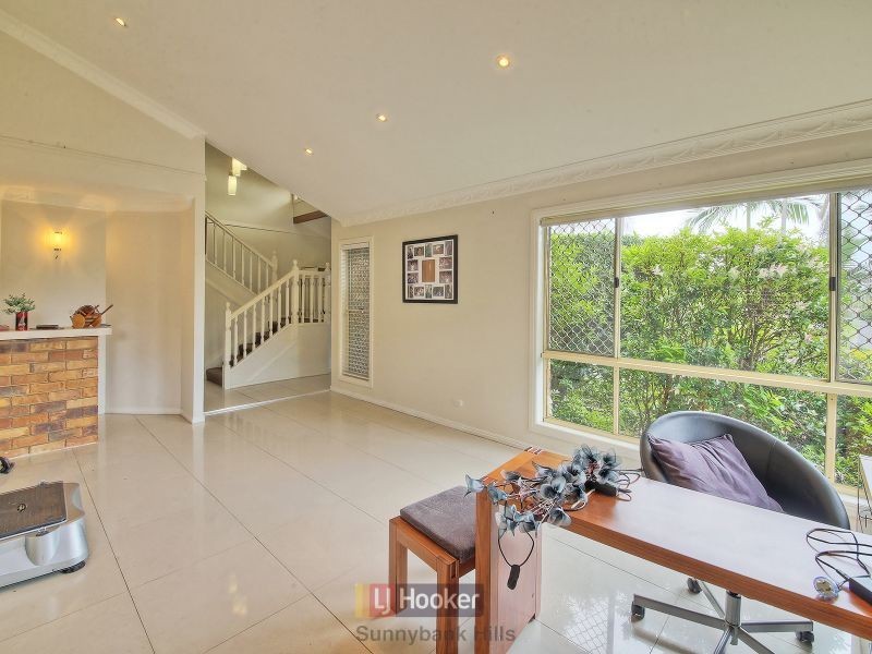 22 Hoover Court, Stretton QLD 4116