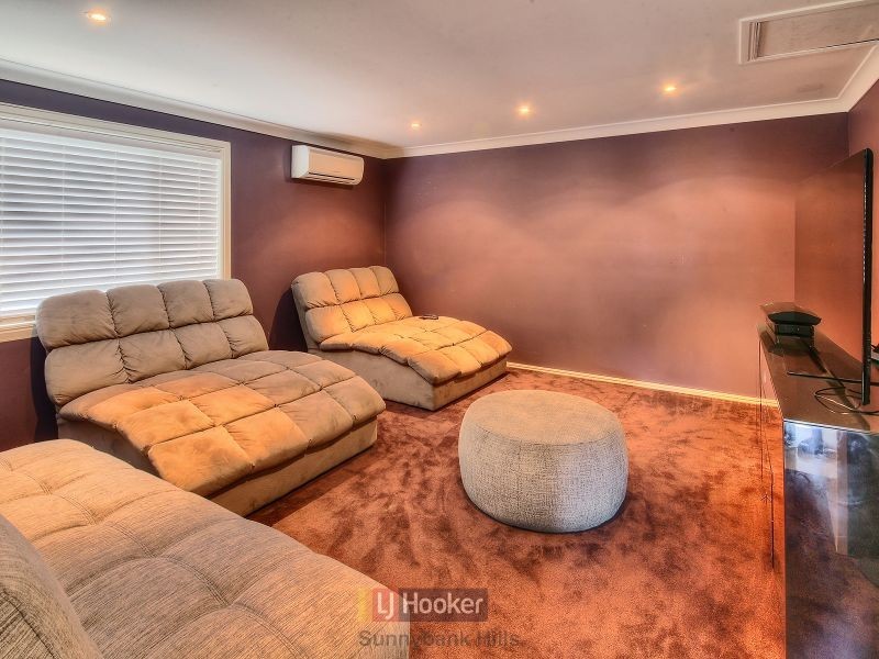 22 Hoover Court, Stretton QLD 4116