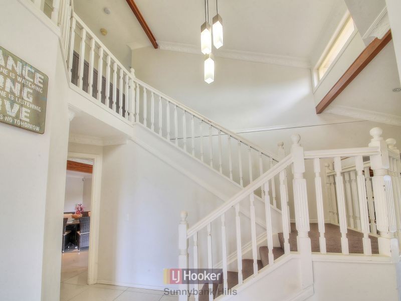 22 Hoover Court, Stretton QLD 4116