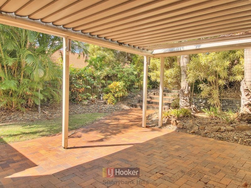 22 Hoover Court, Stretton QLD 4116