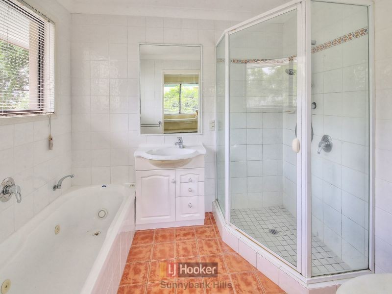 8 Manzill Street, Sunnybank Hills QLD 4109