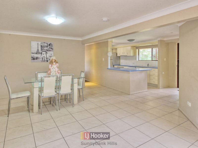 8 Manzill Street, Sunnybank Hills QLD 4109