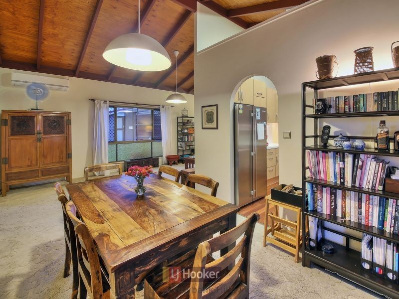 3 Pineneedle Place, Sunnybank Hills QLD 4109