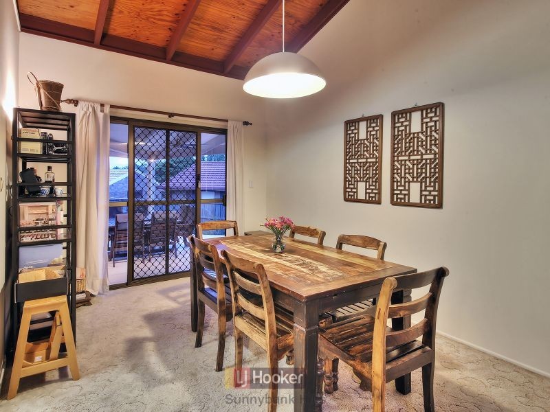 3 Pineneedle Place, Sunnybank Hills QLD 4109