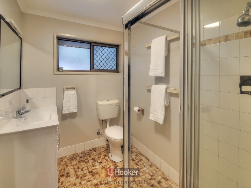 3 Pineneedle Place, Sunnybank Hills QLD 4109