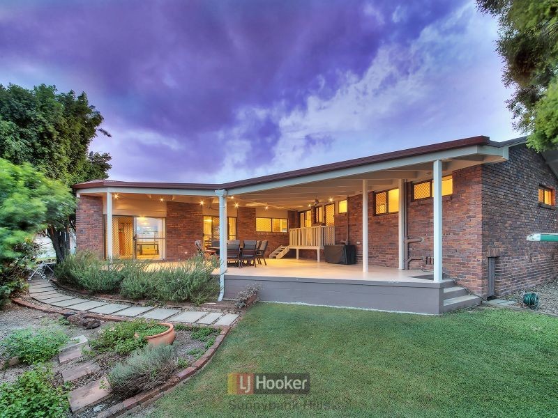 3 Pineneedle Place, Sunnybank Hills QLD 4109