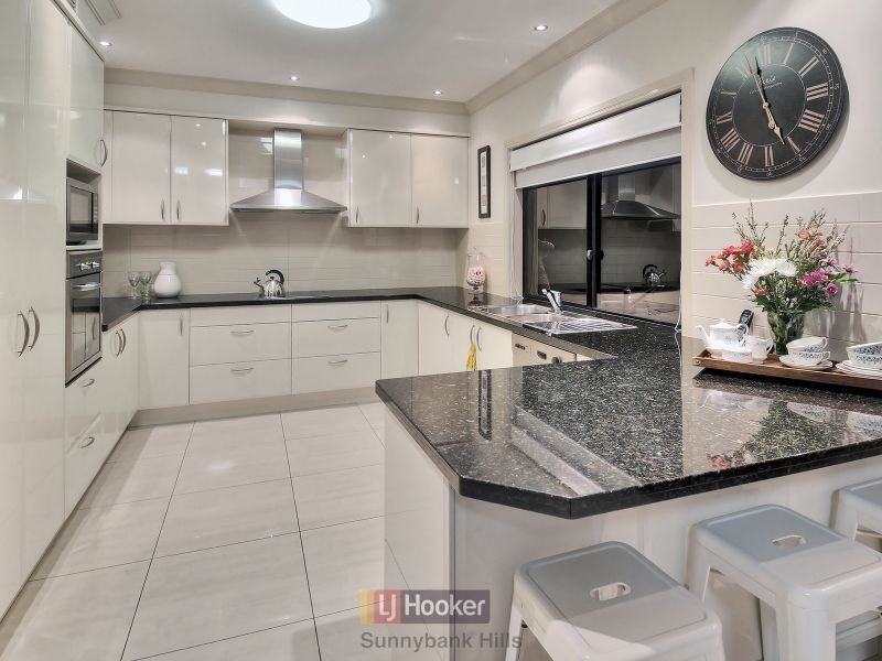 40 Willowleaf Close, Stretton QLD 4116